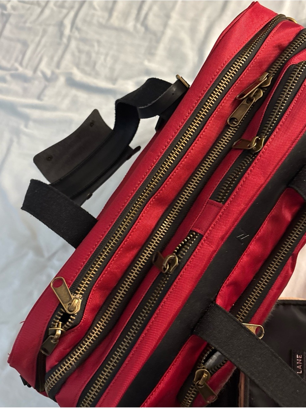 Nomad Lane Bento Bordeaux Berry Red Carry-On Duffel Bag Travel Suitcase + Cases - Picture 8 of 13